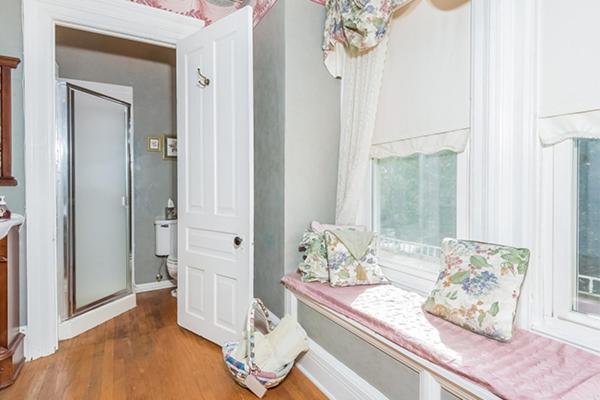 Kingsley House Bed & Breakfast - Full Home Fennville Exteriör bild