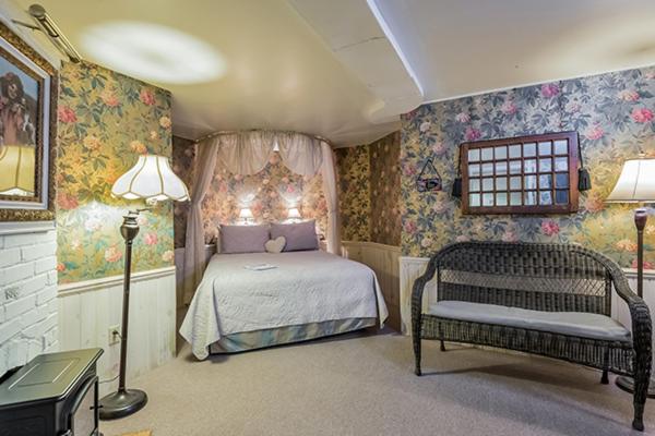 Kingsley House Bed & Breakfast - Full Home Fennville Exteriör bild