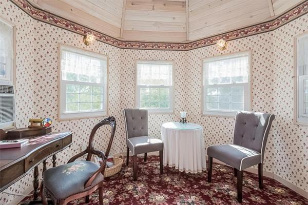 Kingsley House Bed & Breakfast - Full Home Fennville Exteriör bild